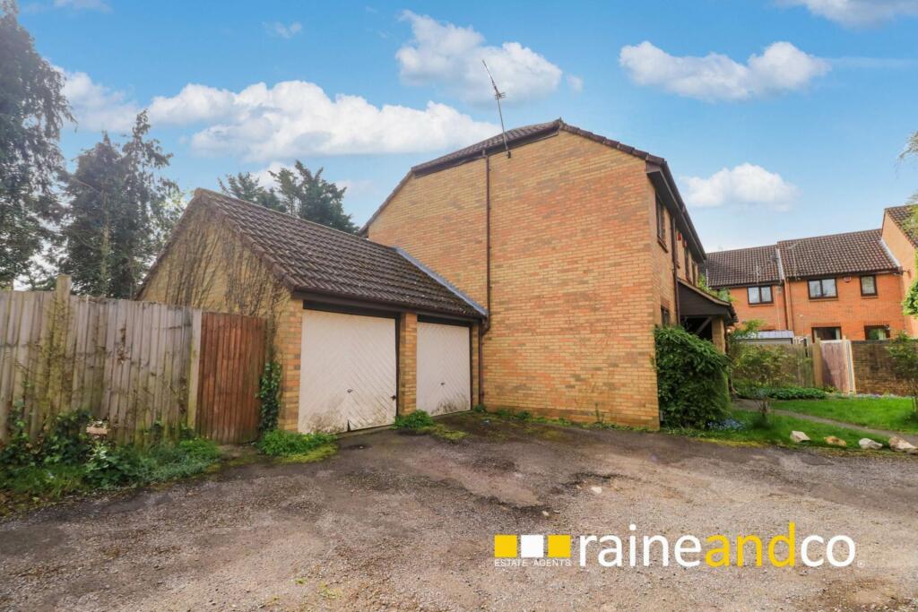 Additional image 19 of Bull Stag Green, Old Hatfield