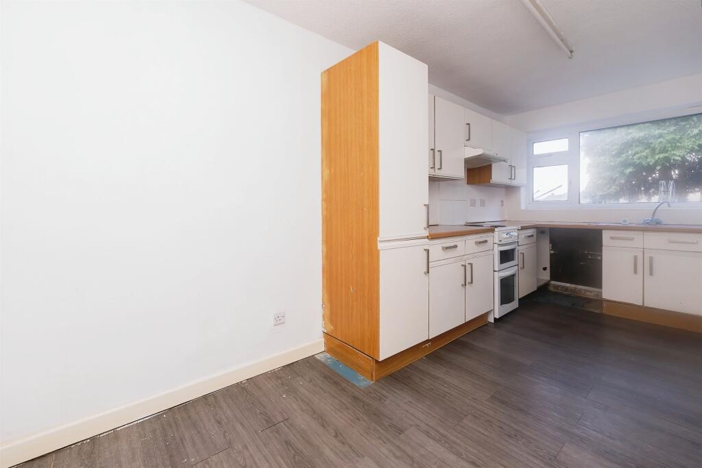 Additional image 5 of Chiltern Close, Warmley, Bristol