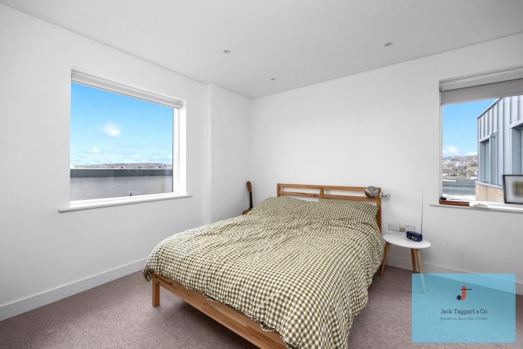 Additional image 7 of Hove Park Gardens, Hove, BN3