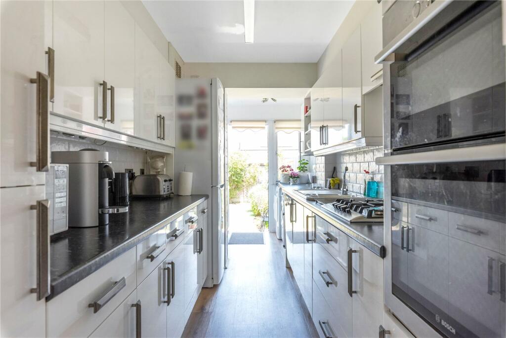 Additional image 20 of Ruskin Walk, Bromley, BR2