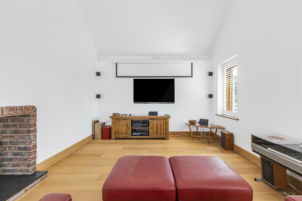 Additional image 18 of Broadway, Bourn