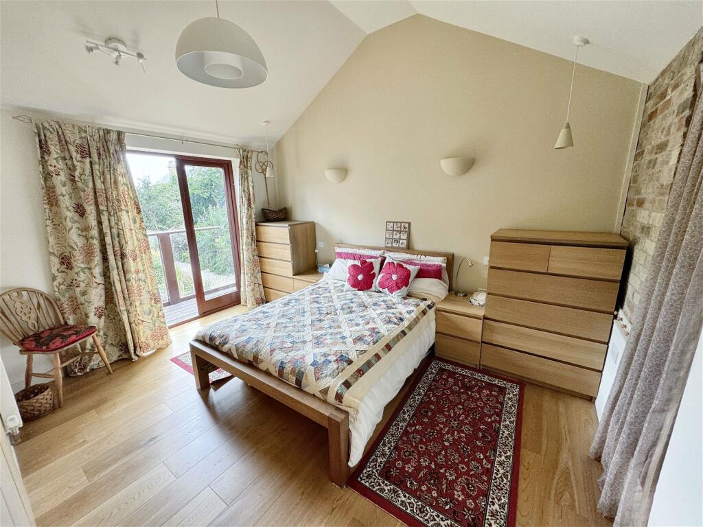 Additional image 33 of Station Road, Haddenham