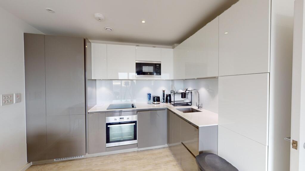 Additional image 10 of Fleet Street