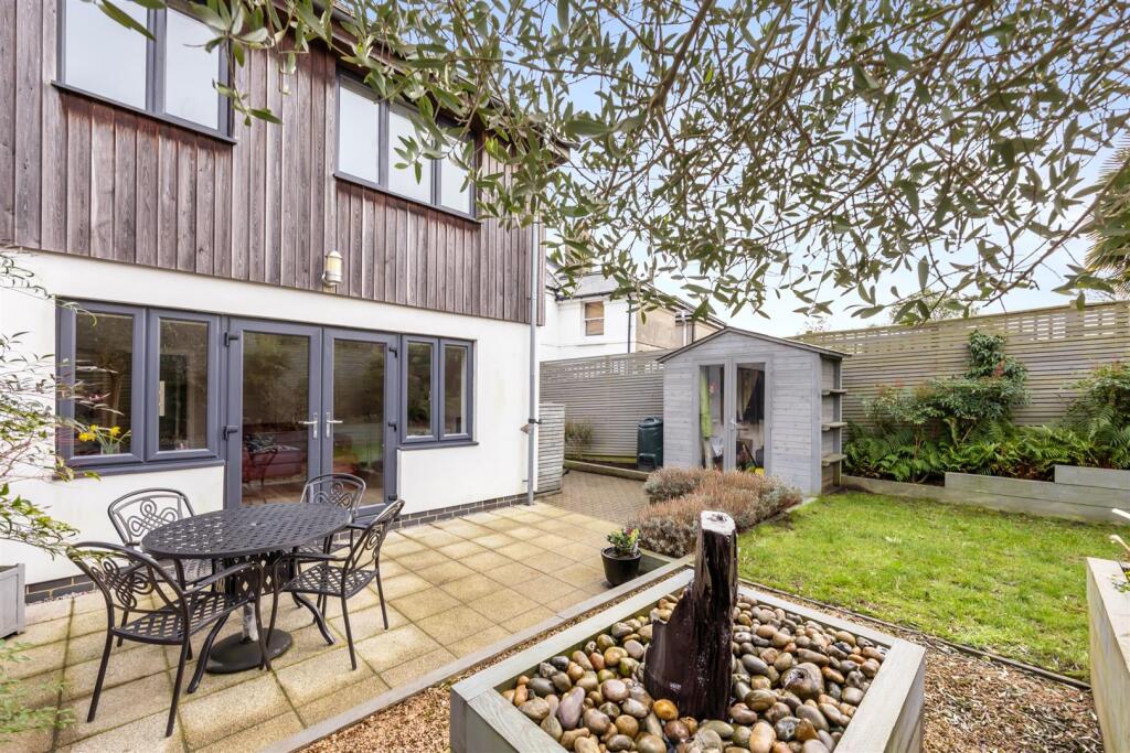 Primary image of Mile Oak Road, Portslade, Brighton