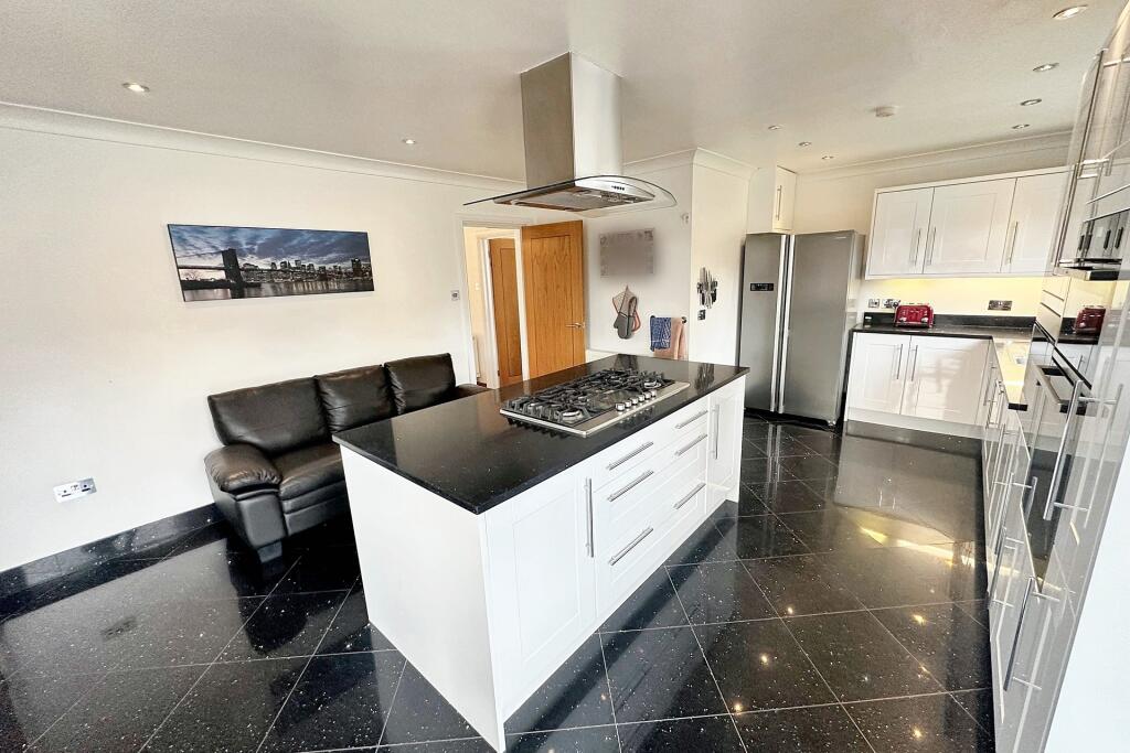 Additional image 13 of Verwood