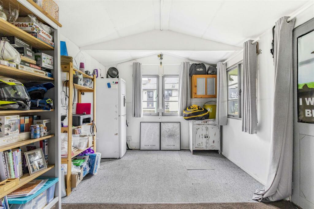 Additional image 11 of East Street, Saffron Walden