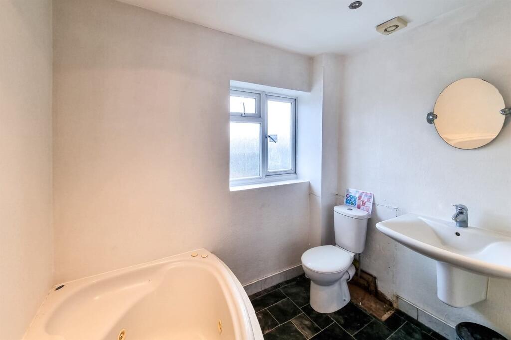 Additional image 9 of Ladydell Road, Worthing, BN11