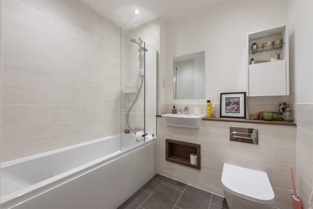 Additional image 12 of Hedley Road, St. Albans