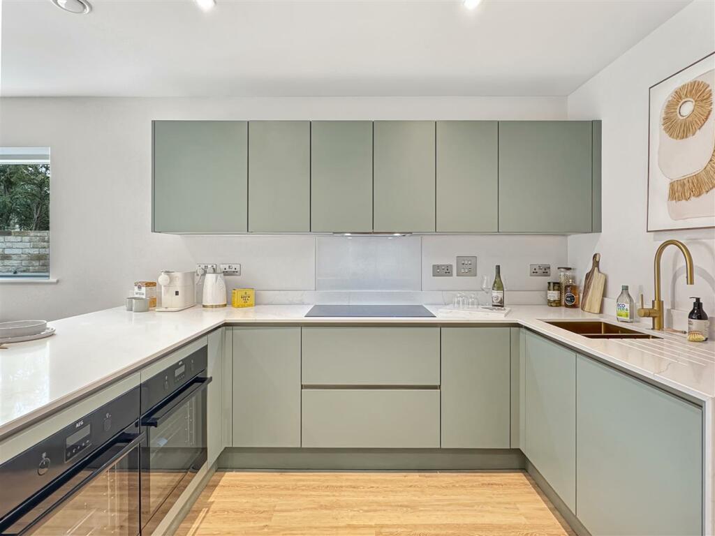 Additional image 2 of Green Court, Chesterton, Cambridge