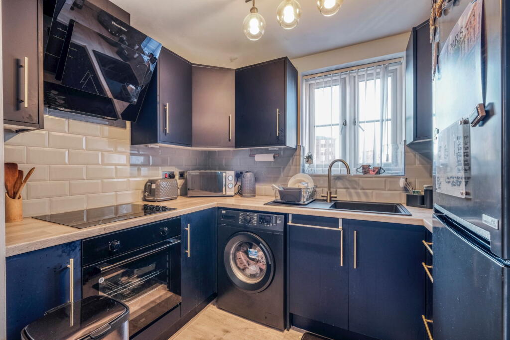 Additional image 7 of Hollington House, Dixon Close, Enfield, Redditch B97 6AJ