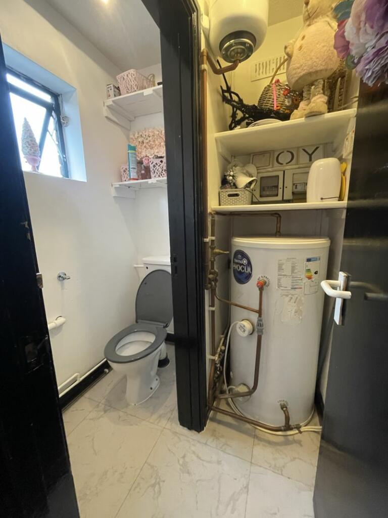 Additional image 5 of Commercial Unit 28, Scimitar Court, 30 Cardiff Rd, Taff's Well, Cardiff CF15 7RF