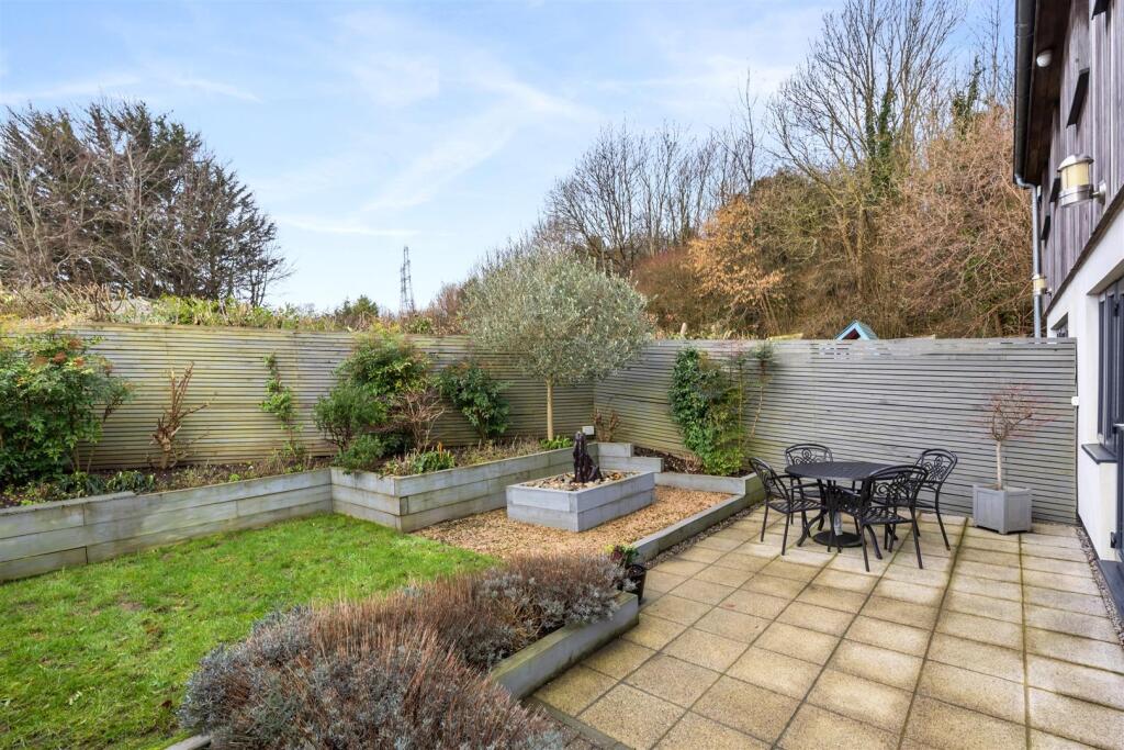 Additional image 17 of Mile Oak Road, Portslade, Brighton