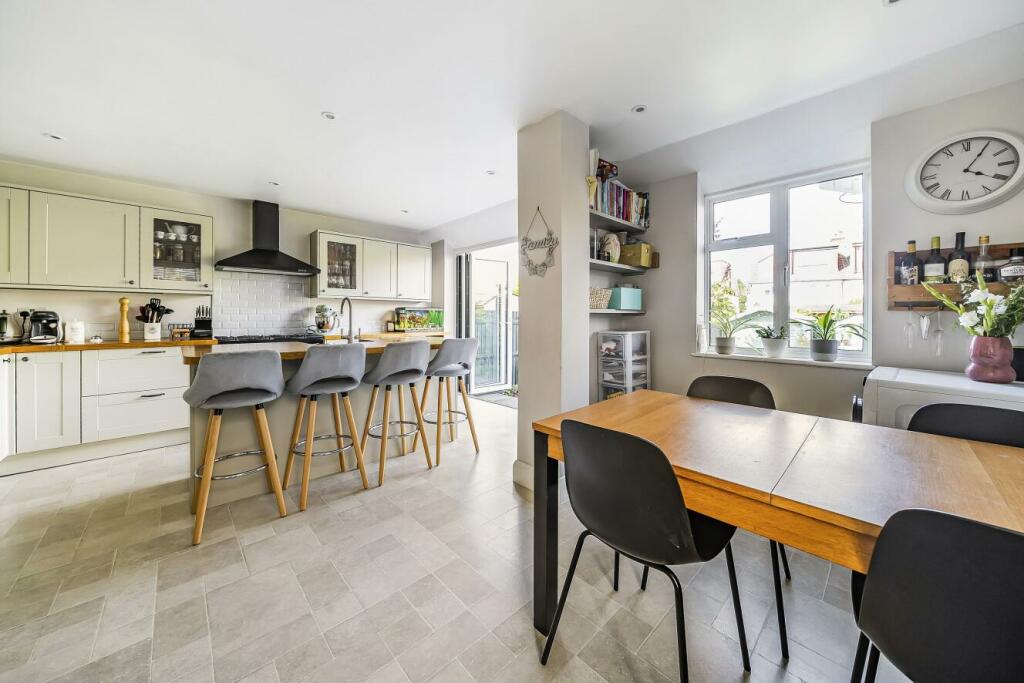 Additional image 17 of Chessington Way, West Wickham