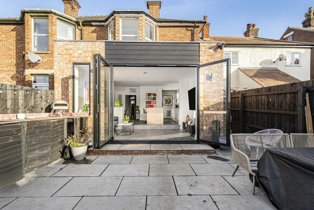 Additional image 33 of Cardigan Street, Newmarket