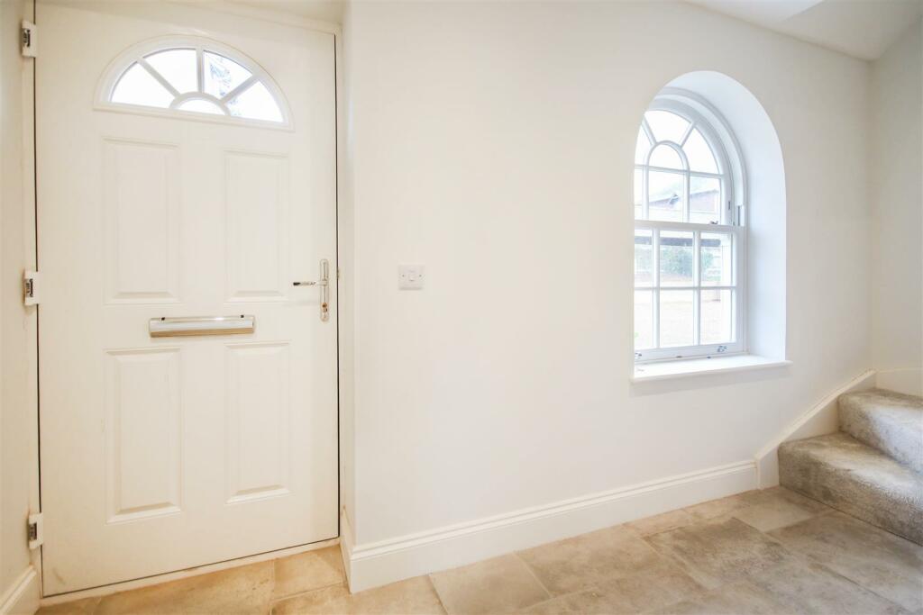 Additional image 7 of Oakfields, Vicarage Road, Newmarket