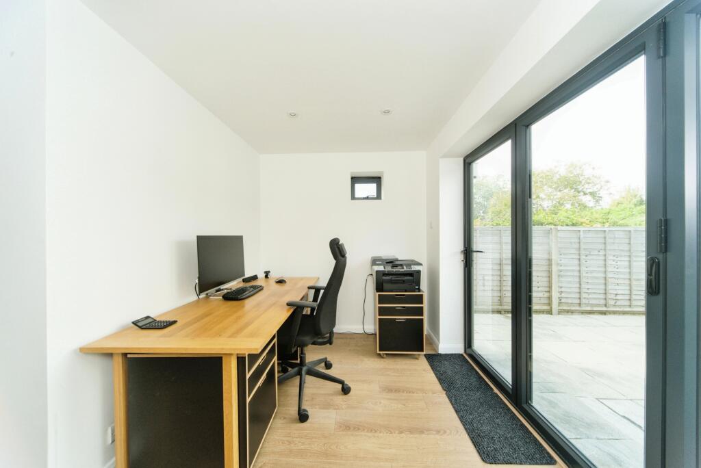 Additional image 14 of Vale Road, Portslade, Brighton, East Sussex, BN41