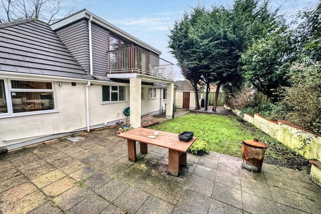 Additional image 18 of Kinson