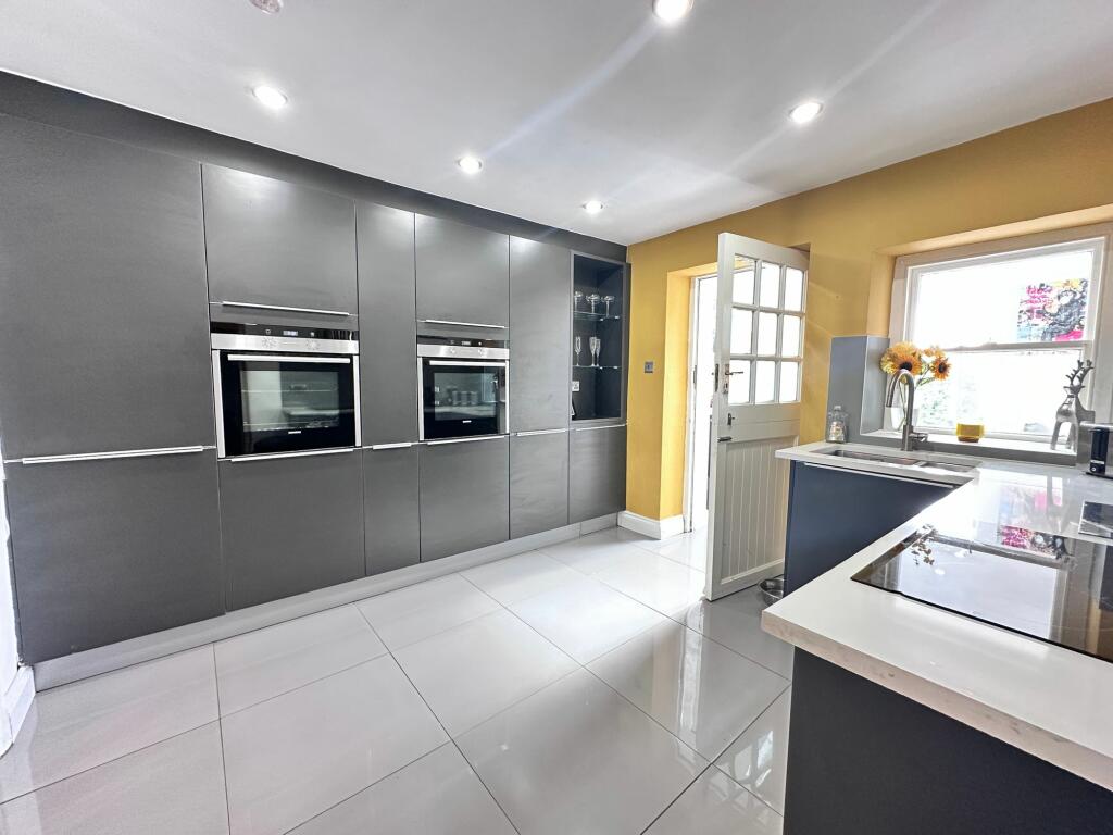 Additional image 5 of Low Row, Brampton, CA8