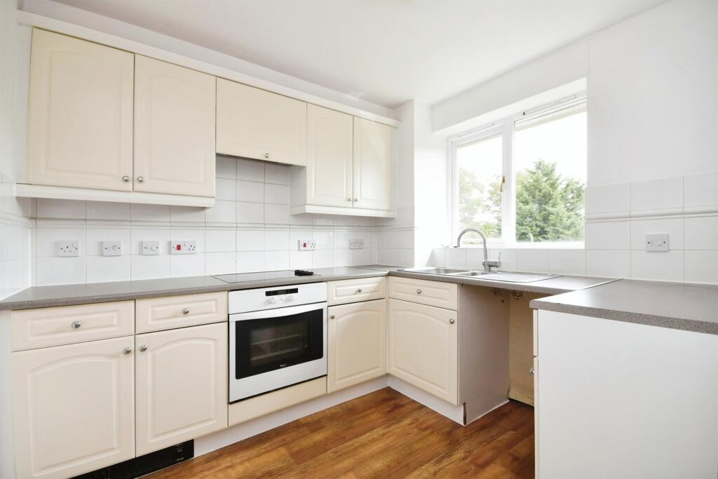 Additional image 4 of Horn Book, Saffron Walden