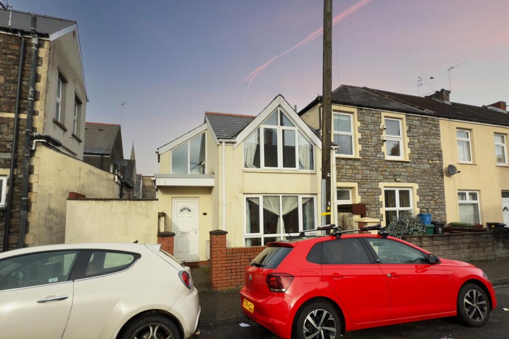 Silver Street, Adamsdown