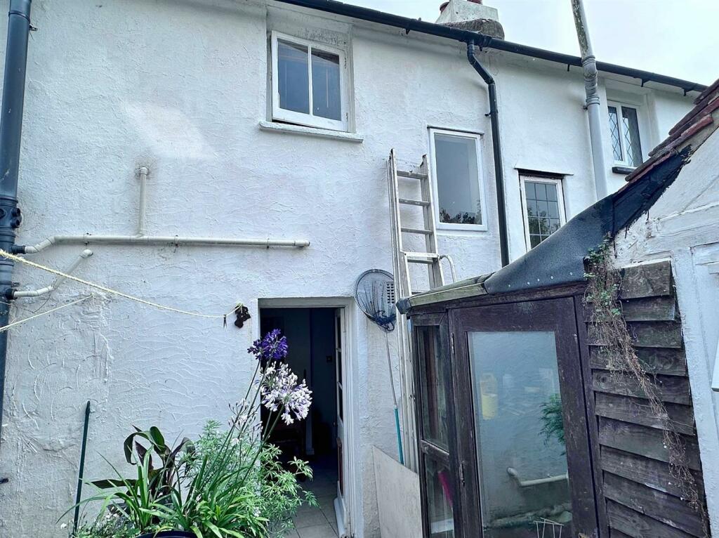Additional image 11 of Watts Lane, Eastbourne
