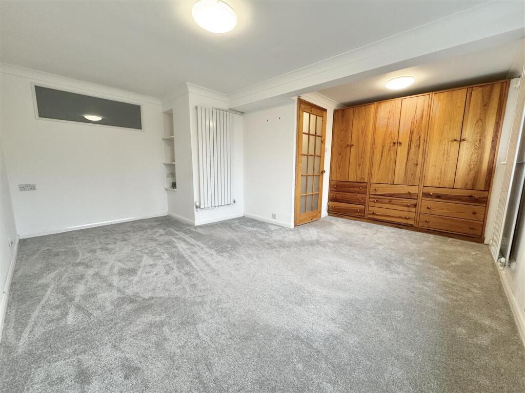 Additional image 29 of Blencow