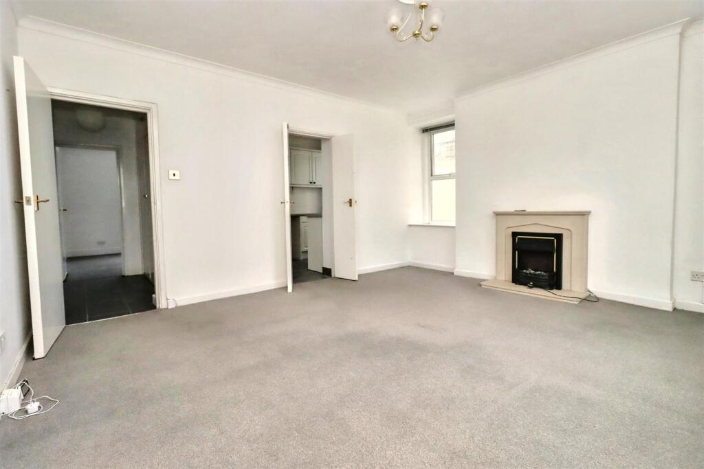 Additional image 10 of Garden apartment on Clevedon Seafront