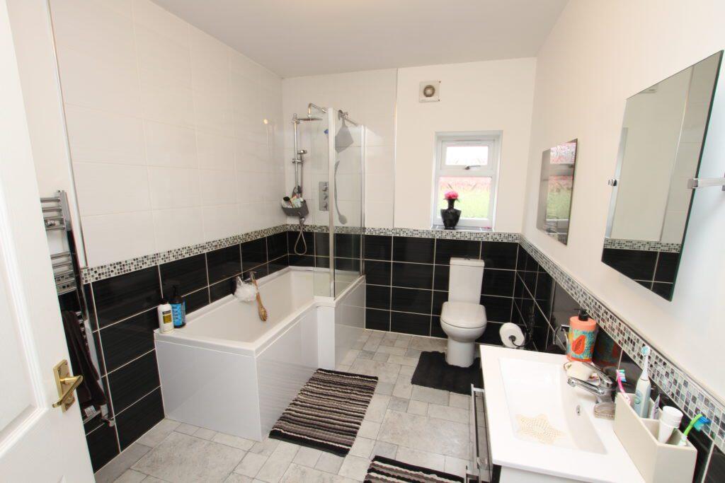 Additional image 5 of Equestrian Property for Sale – Five Acre Farm, Dean Lane, Thornton, Bradford, BD13 3RZ