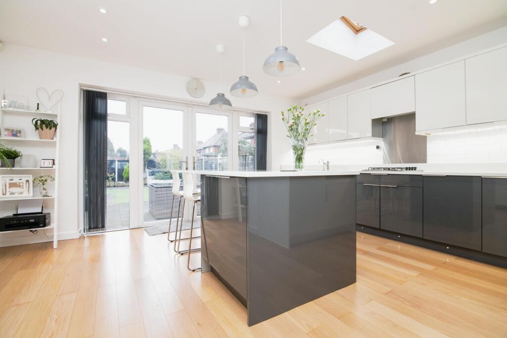 Additional image 5 of Borough Crescent, Oldbury, B69