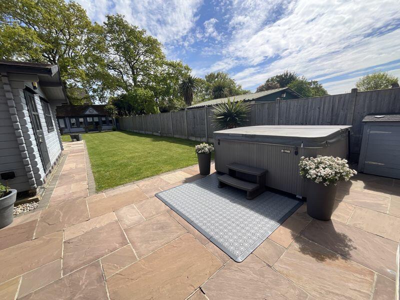 Additional image 22 of CHRISTCHURCH