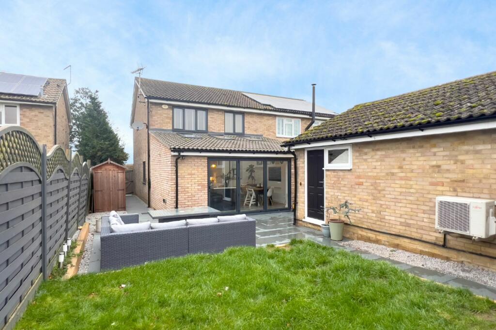 Additional image 25 of Meadow Road, Great Chesterford, CB10