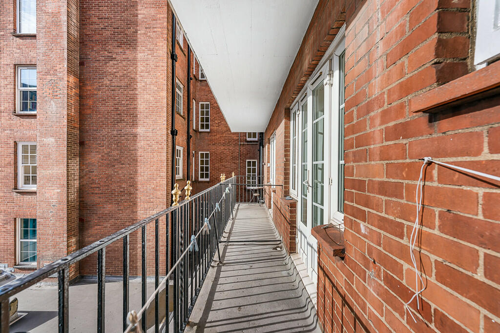 Additional image 8 of Warwick House, Westgate Street, City Centre
