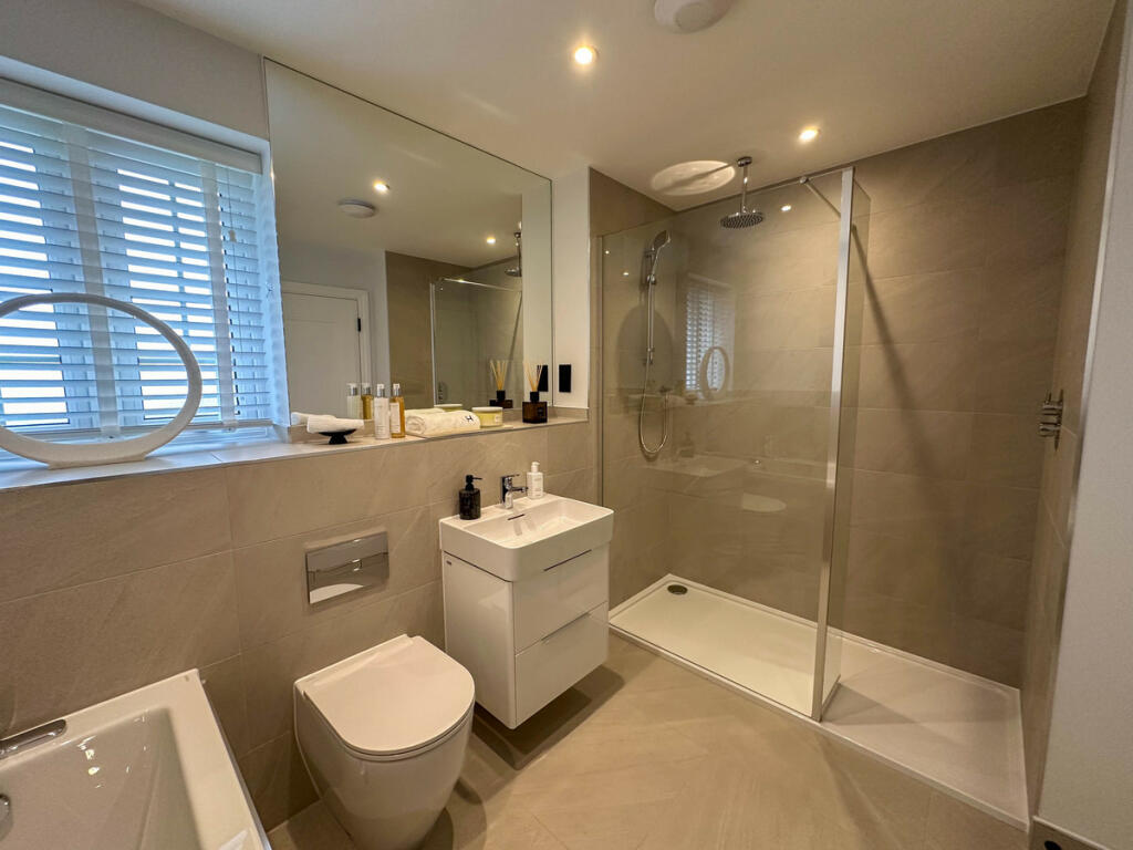 Additional image 42 of New Road at Hayfield Lodge, Over, CB24