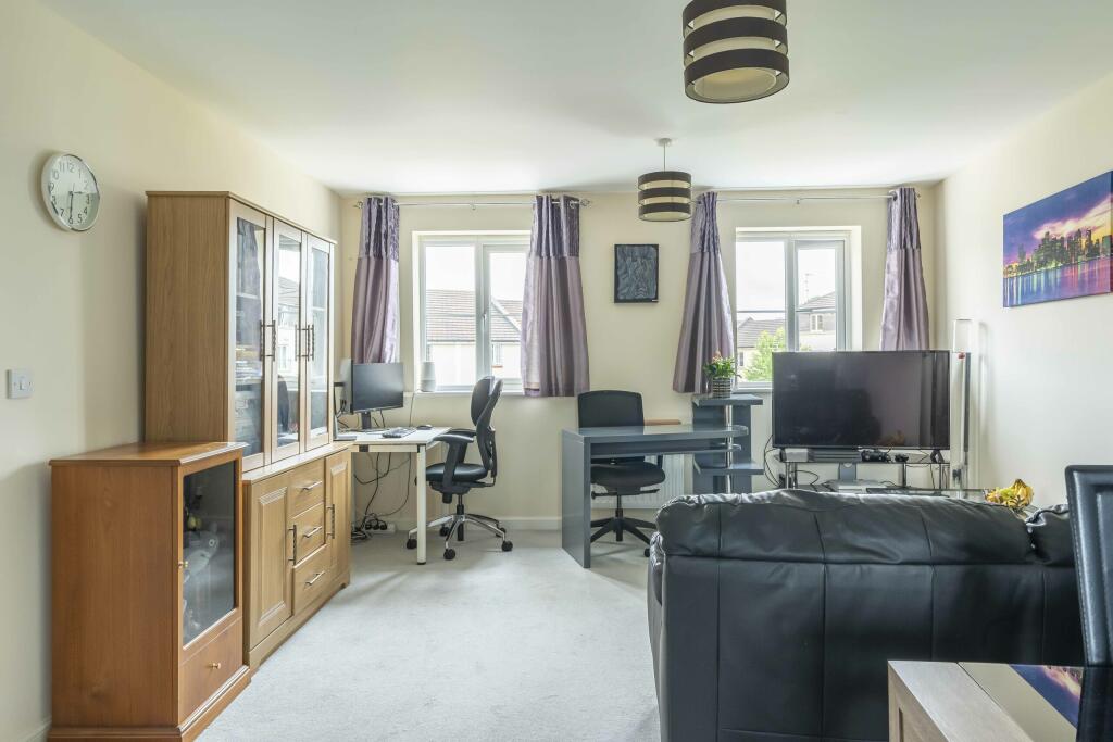 Additional image 15 of St Lucia Crescent