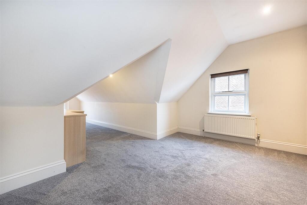 Additional image 8 of Kirkwick Avenue, Harpenden