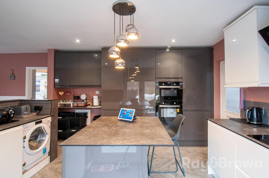 Additional image 21 of Holly Grove, Lisvane, Cardiff
