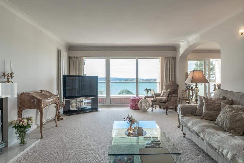 Additional image 3 of Sandbanks Road, Evening Hill