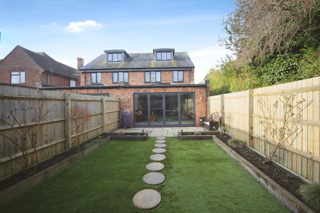 Additional image 21 of Westholme Road, Alcester, B50