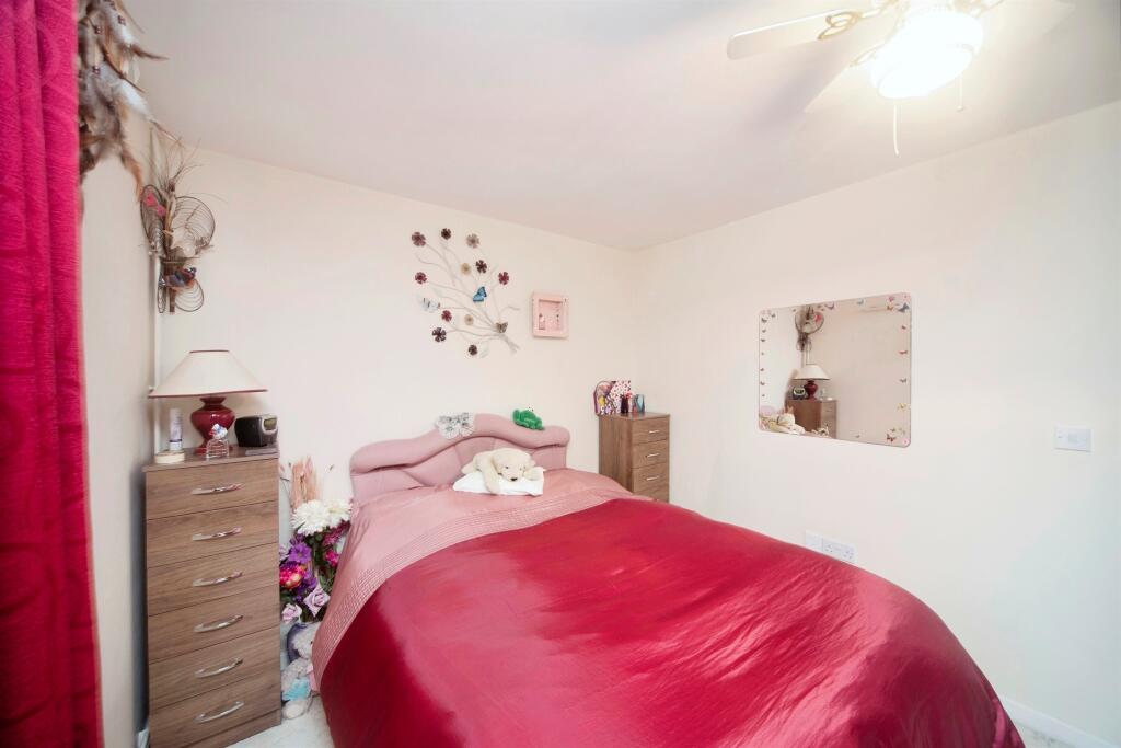 Additional image 12 of Skeaping Close, Newmarket