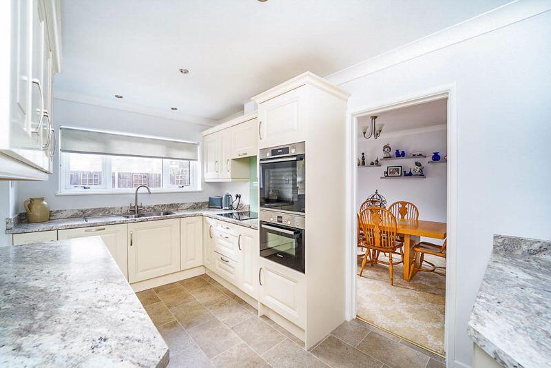 Additional image 11 of Ringwood Grove, Milton - QUALITY BUNGALOW