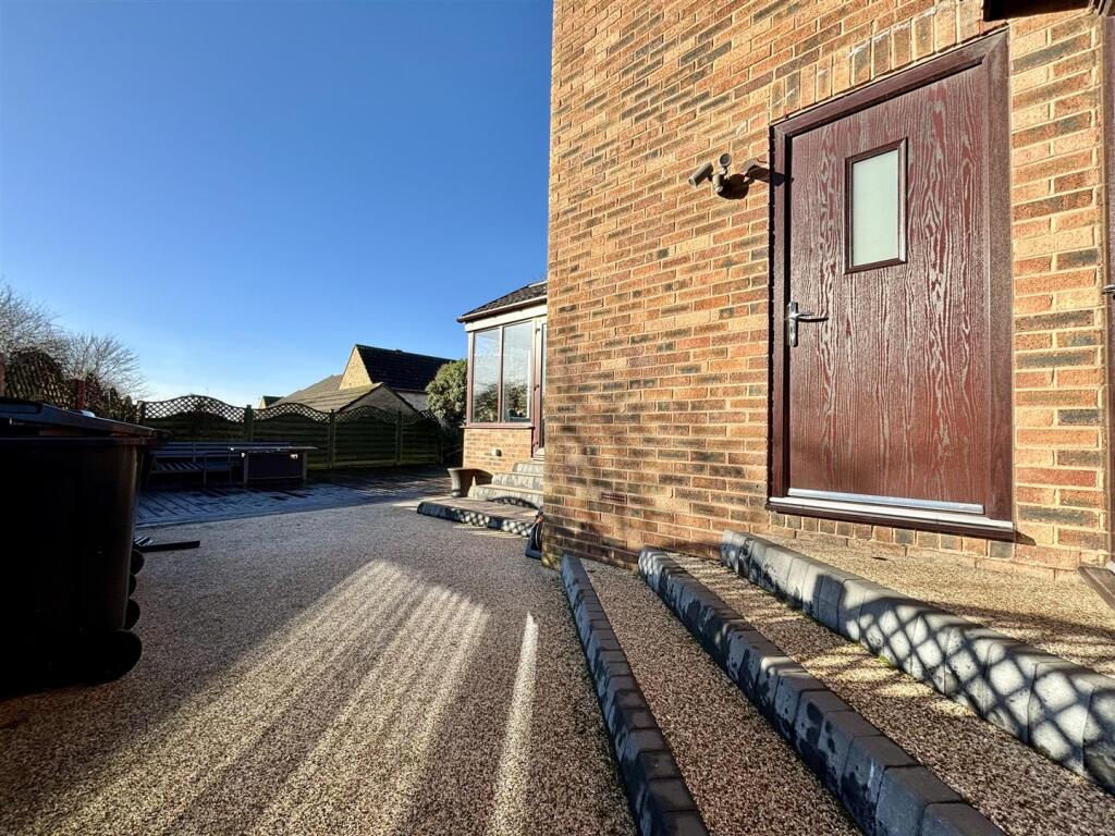 Additional image 19 of Meadowcroft Rise, Bradford 4