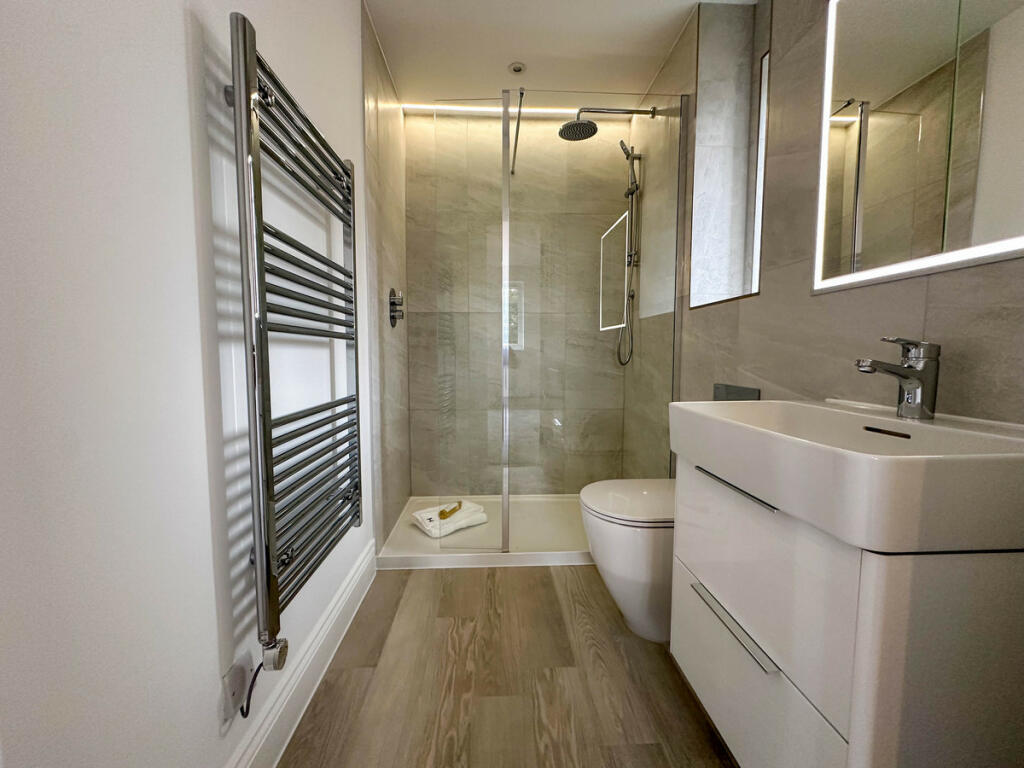 Additional image 32 of Hayfield Lodge, New Road, Over, CB24