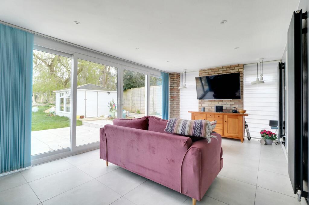 Additional image 8 of Centre Drive, Newmarket, CB8