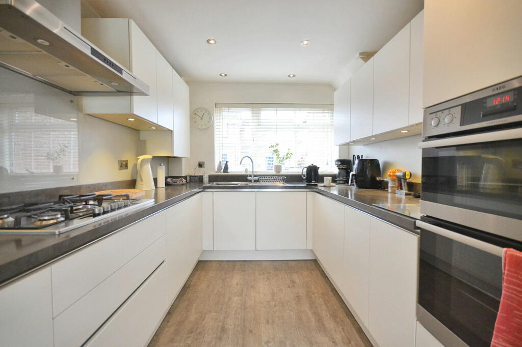 Additional image 4 of Pond Cross Way, Newport