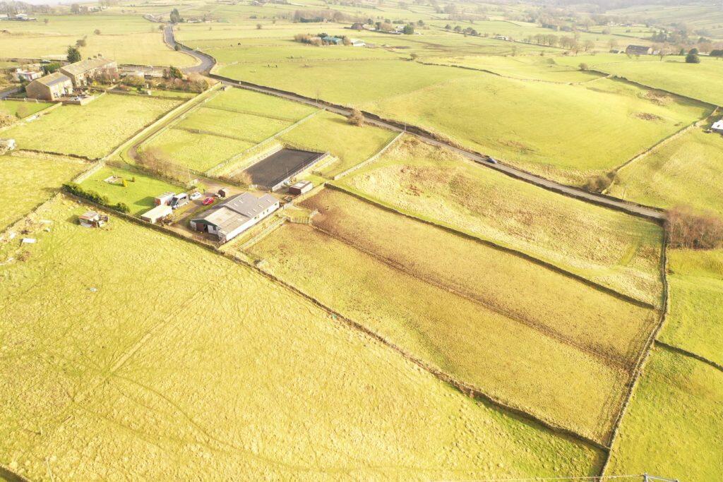 Additional image 19 of Equestrian Property for Sale – Five Acre Farm, Dean Lane, Thornton, Bradford, BD13 3RZ