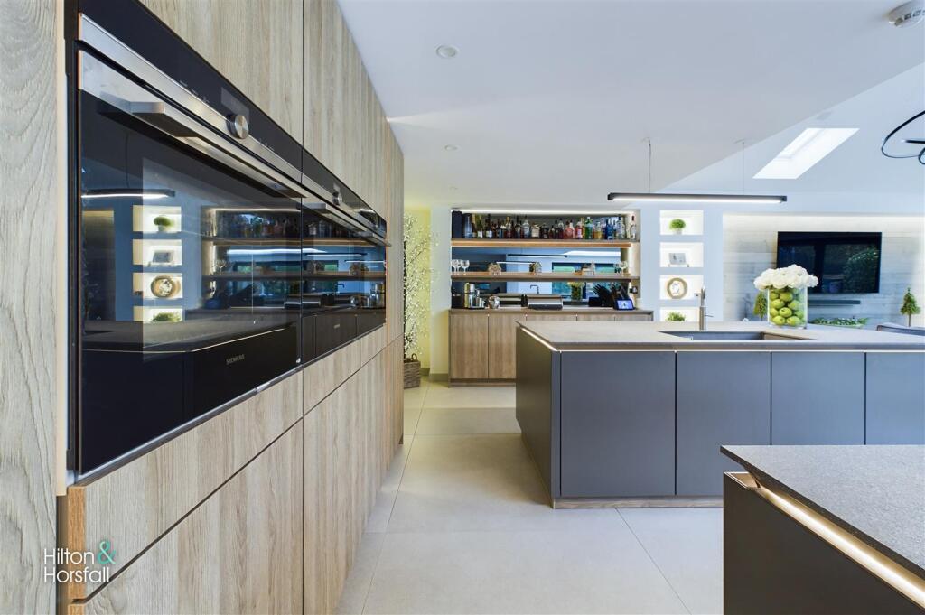 Additional image 9 of Clover Crescent, Burnley