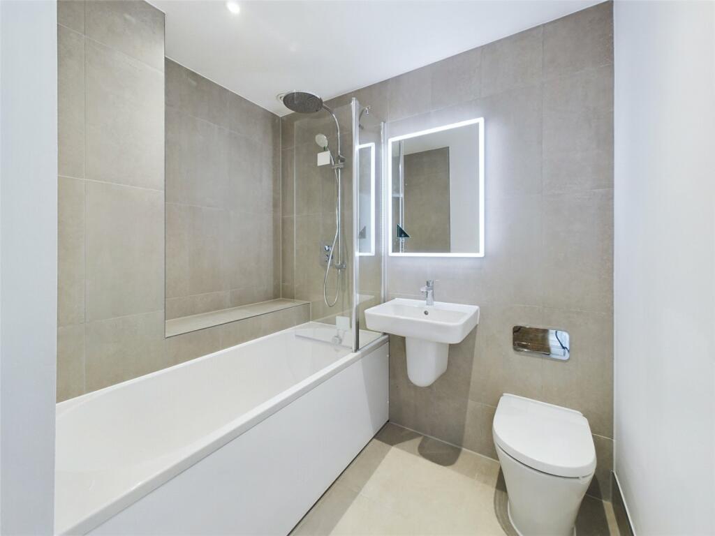 Additional image 6 of Apartment 4, Birnbeck Lodge, Birnbeck Road, Weston-Super-Mare, BS23