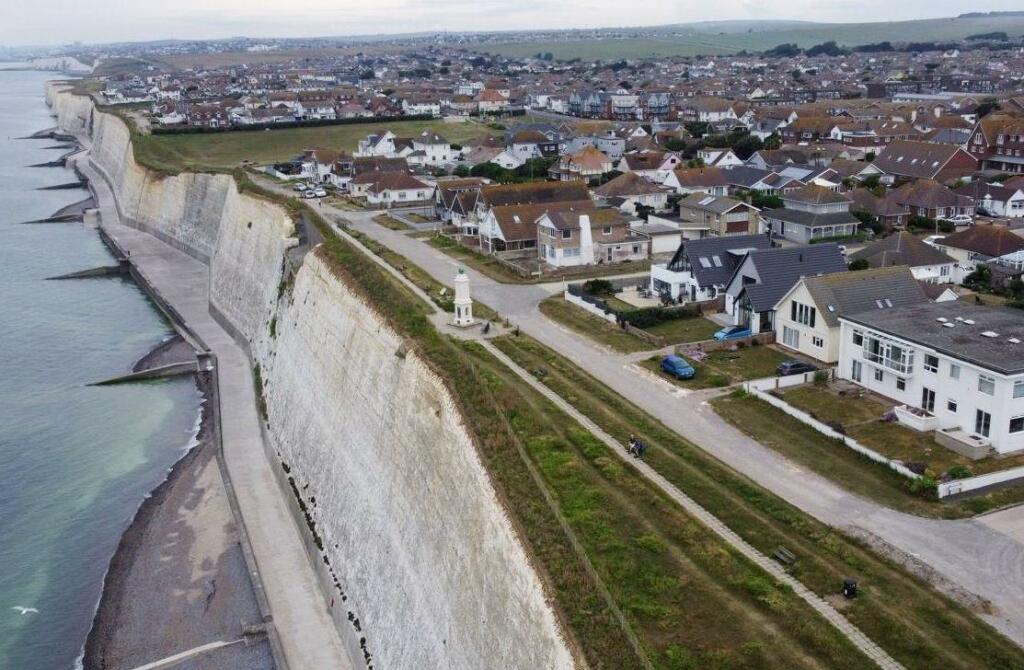 Additional image 17 of Dorothy Avenue, Peacehaven