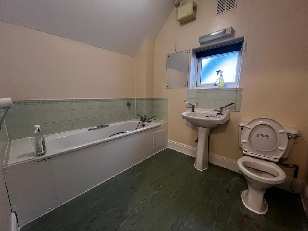 Additional image 14 of 28 Queens Road, Beckenham, Greater London, BR3