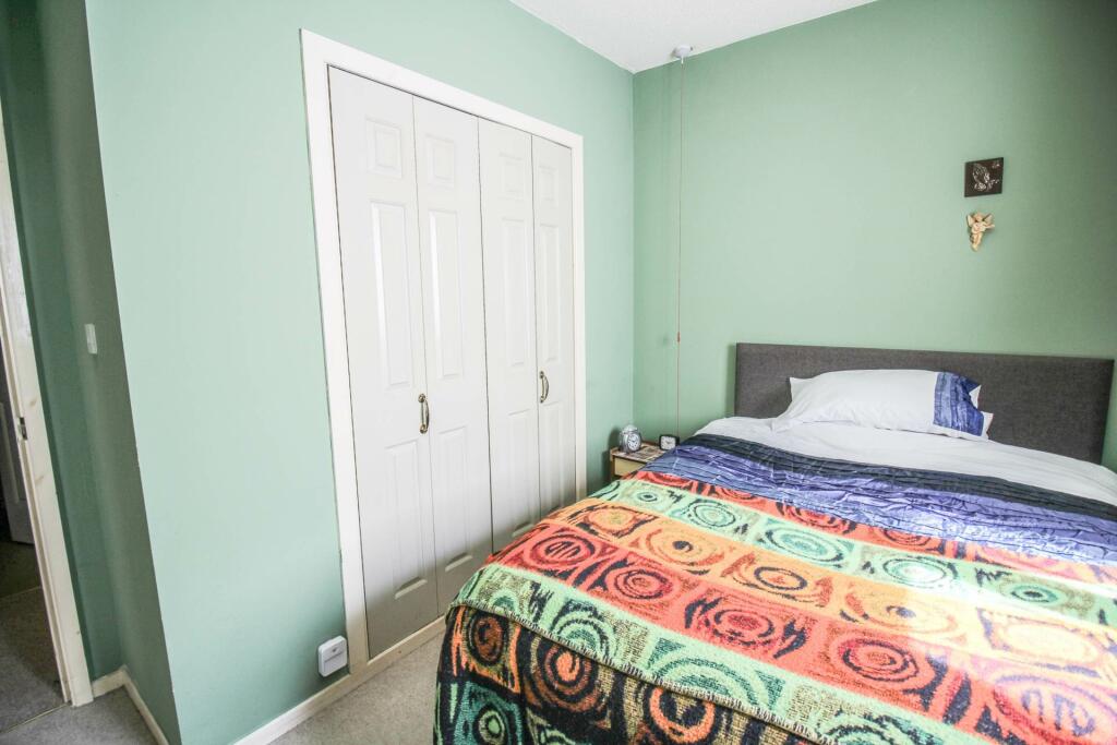 Additional image 8 of Birnbeck Court-Overs 60`s Ground Floor Flat